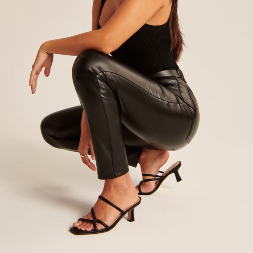 Vegan Leather Skinny Pants
